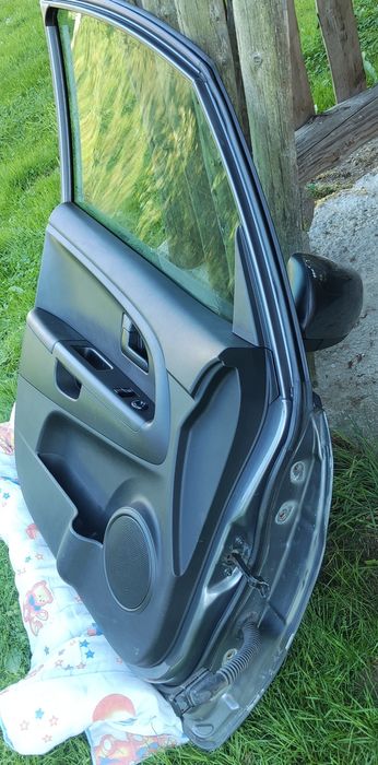 KIA VENGA drzwi lewy przód + lusterko kompletne oryginalne kolor 9A