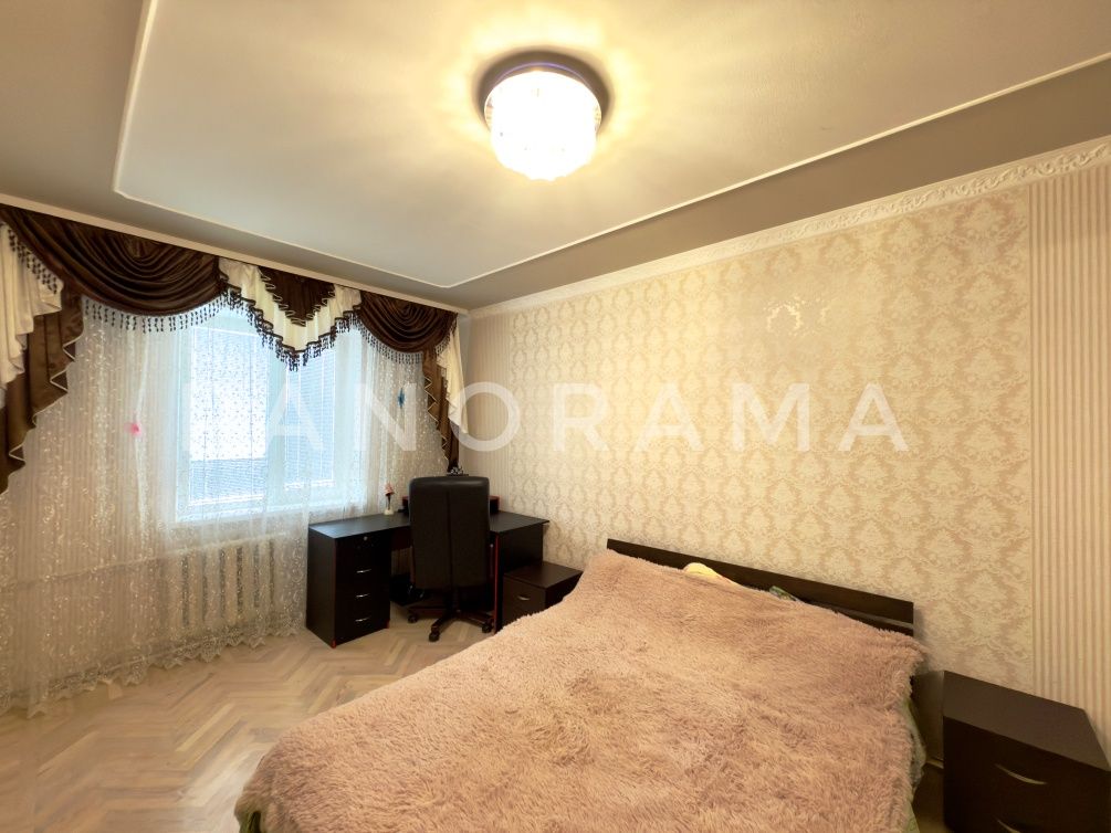 Продається 4 кімнатна, СКД, 92/62/9