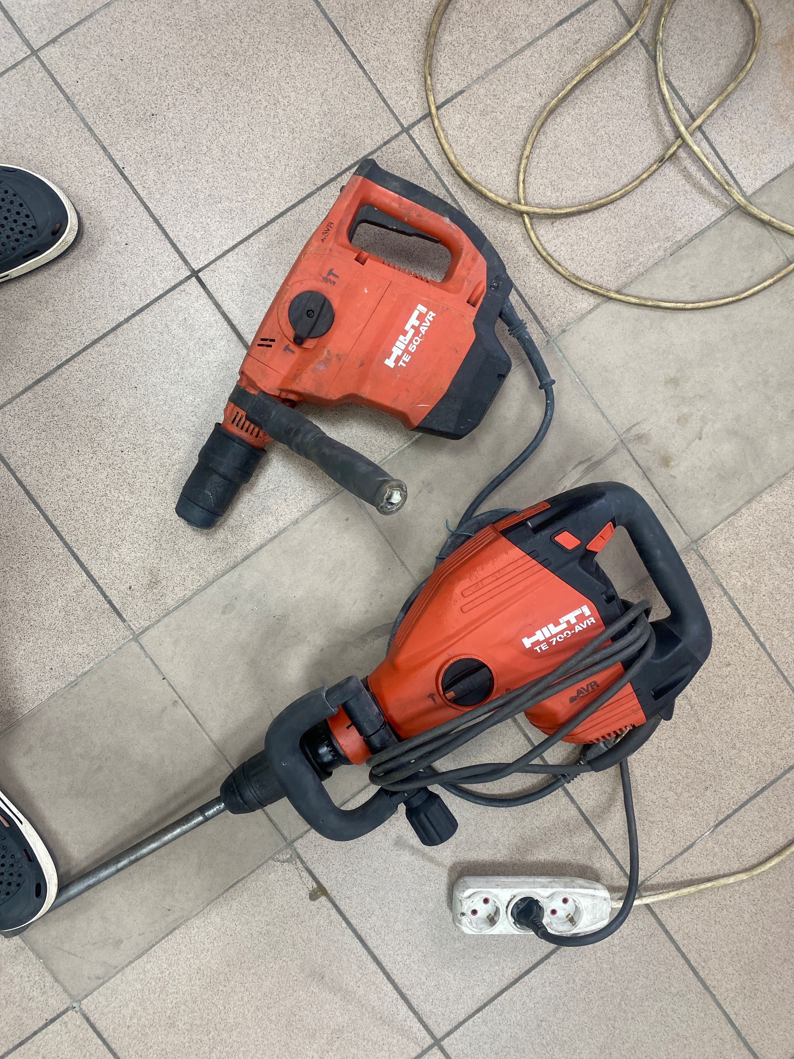 Hilti TE700avr відбійний молоток 2021
