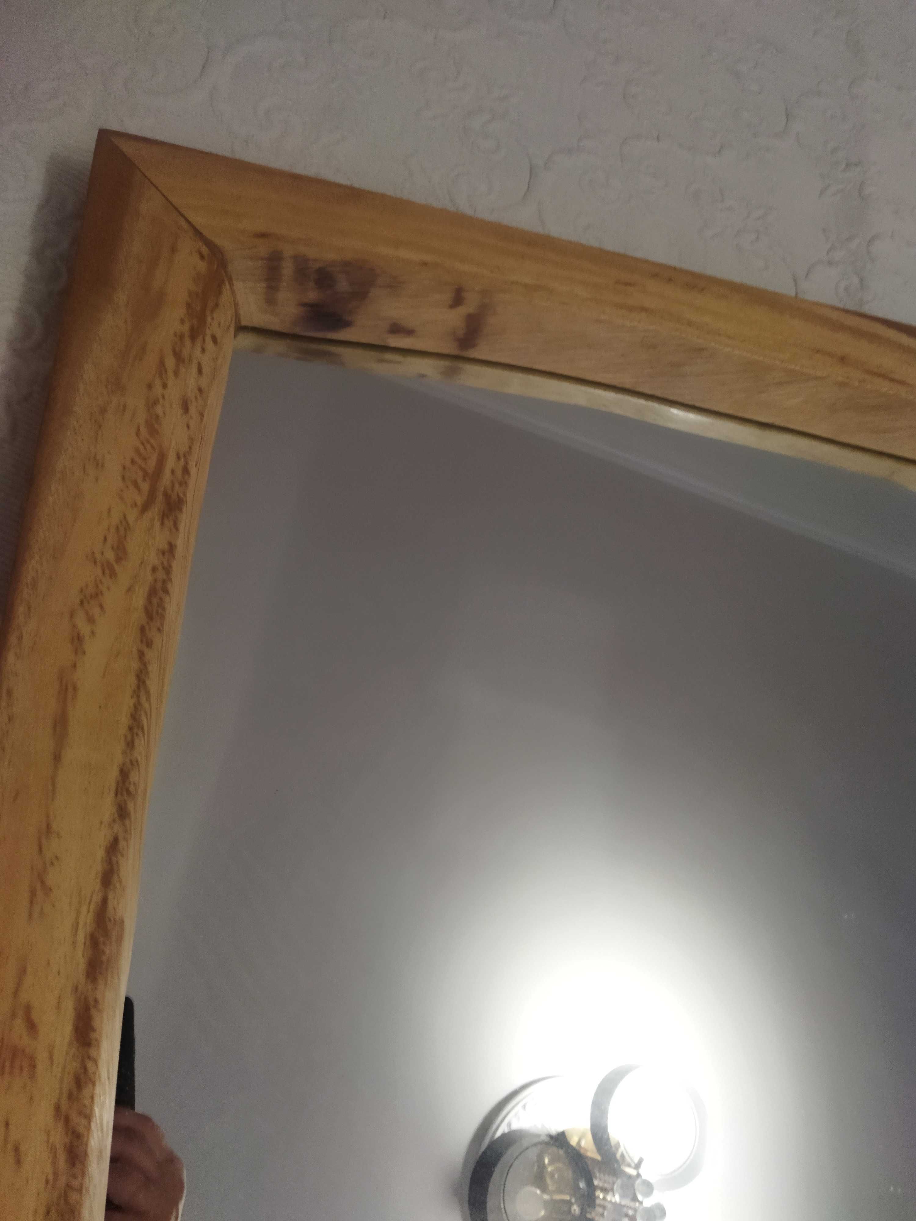 Lustro kolonialne lite drewno