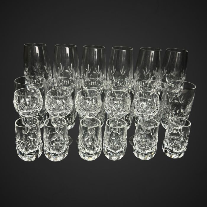 Kryształowy zestaw kieliszki do wina wódki szklanki b41/51114