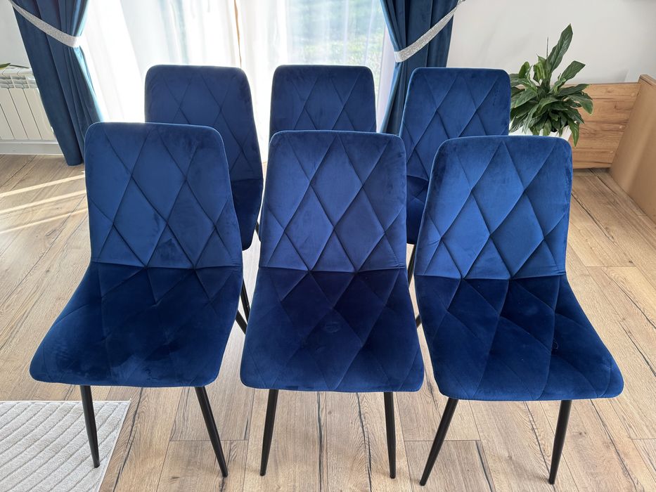 Krzesła welurowe