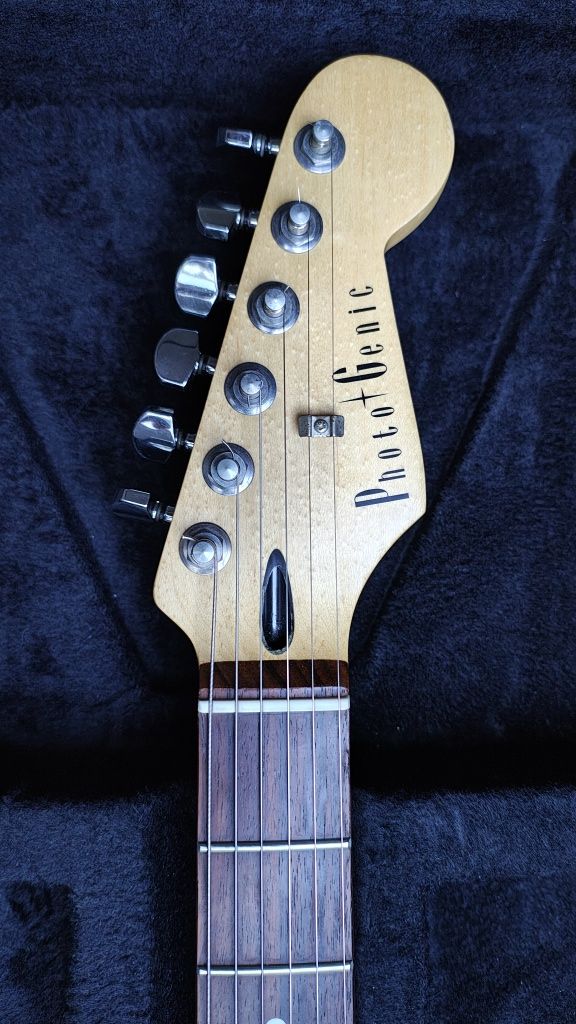 Stratocaster Fender Squier Photogenic