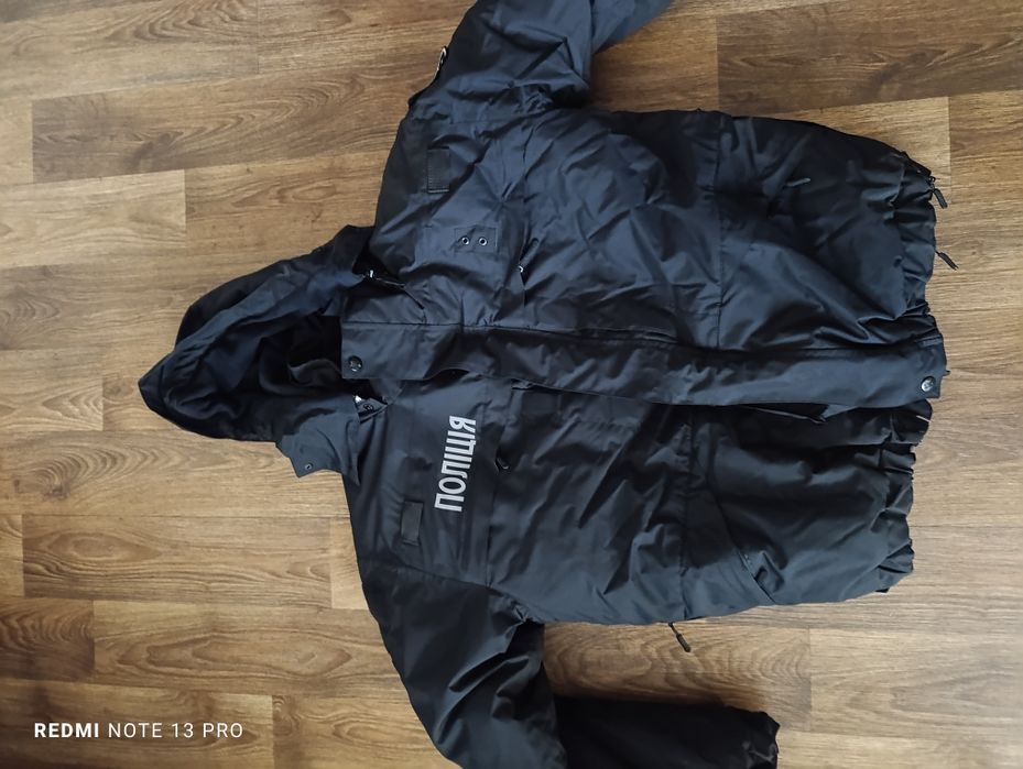 Куртка зимова нова