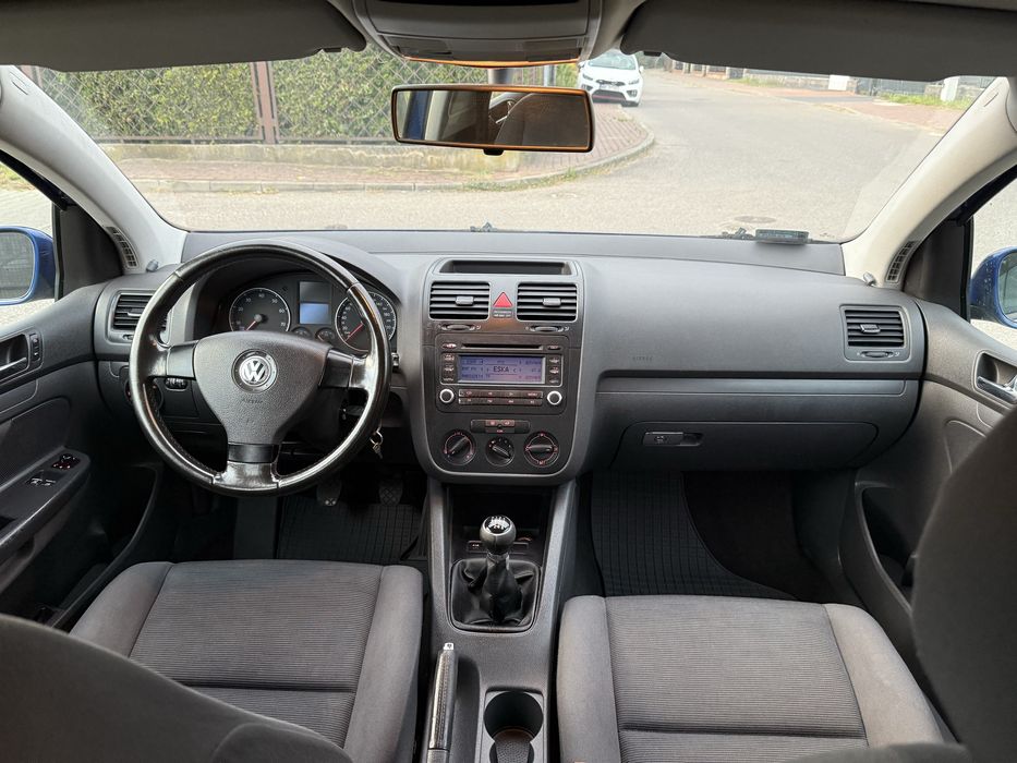 Volkswagen Golf V • Oszczędny 1.6b • 213 tys. km•2006tys•Okazja