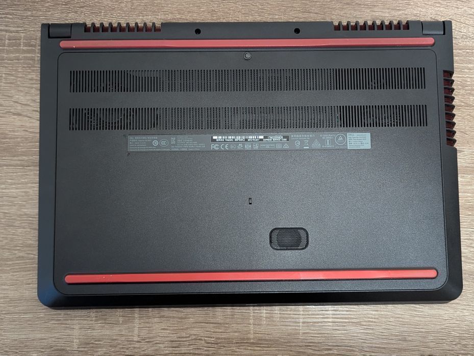 Ігровий Dell GTX 1050 4Gb 61Вт/г 15,6" 16/256 хороший стан
