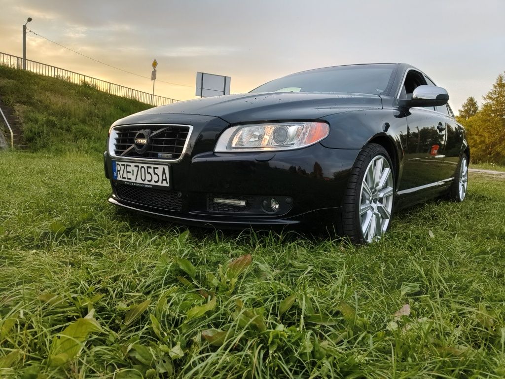 Volvo s80 HEICO  R design AWD 340km Szwajcaria lift 4x4 zamiana cross