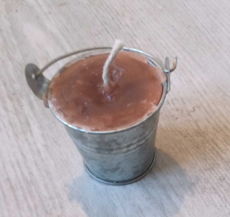 Świeczka w wiaderku - wiadereczku cynkowanym