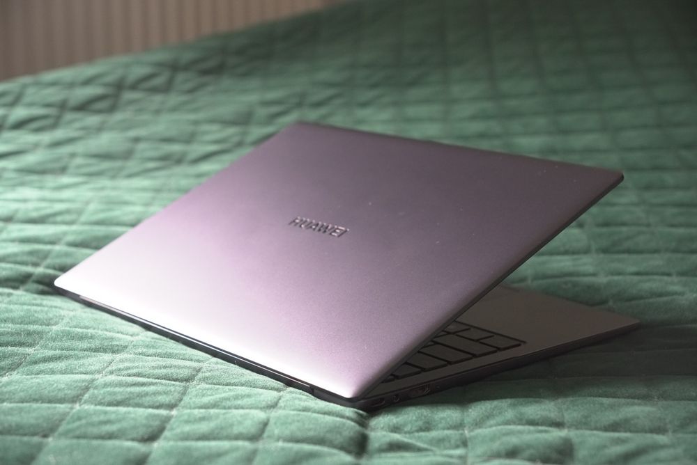 Laptop Huawei d14 2020