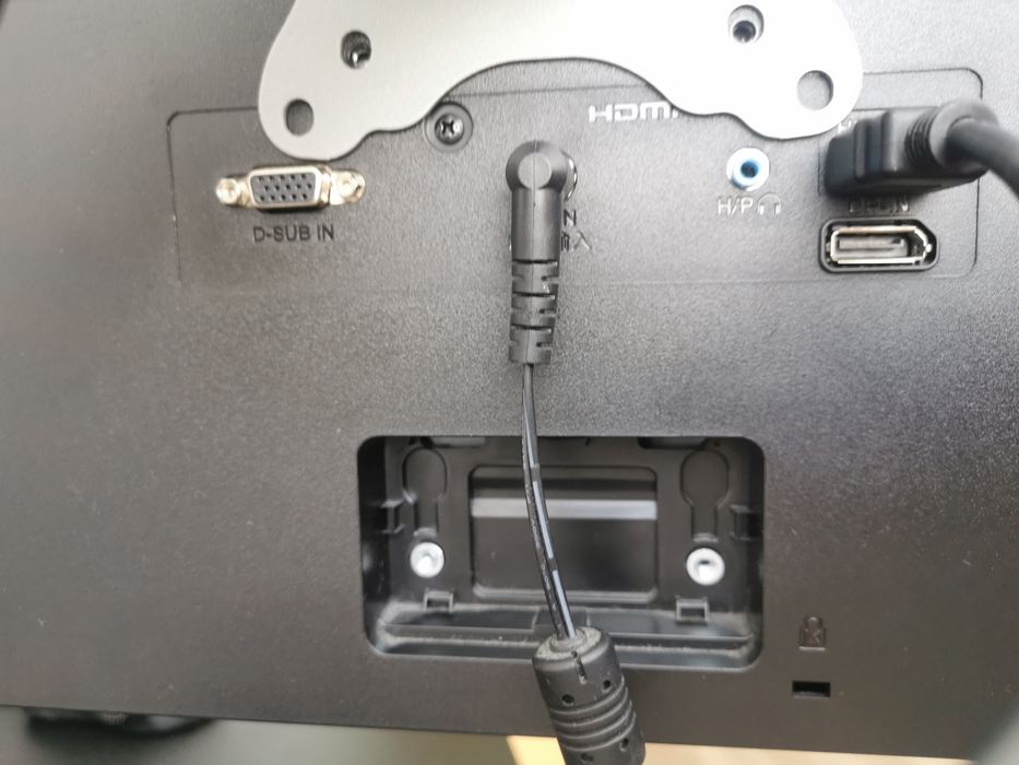 Monitor LG 24" 75Hz – Como Novo + Garantia