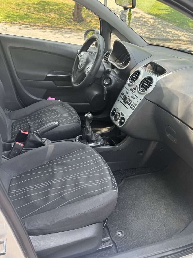 Opel corsa 1.2 Enjoy