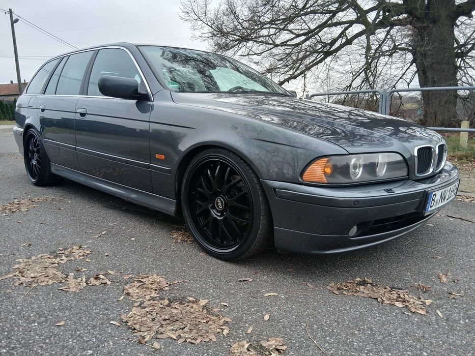 Bmw e39 525iA touring lift dobrze wyposażony