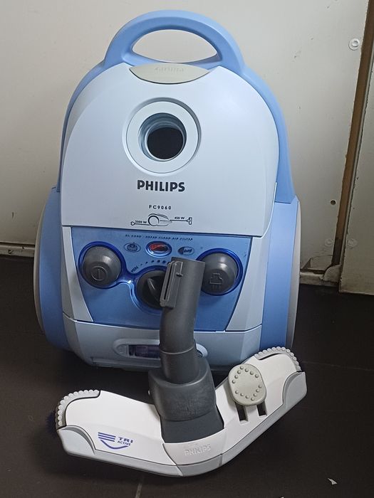 Пылесос Philips FC9060 1800W