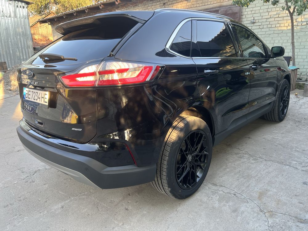 Продам Ford edge AWD