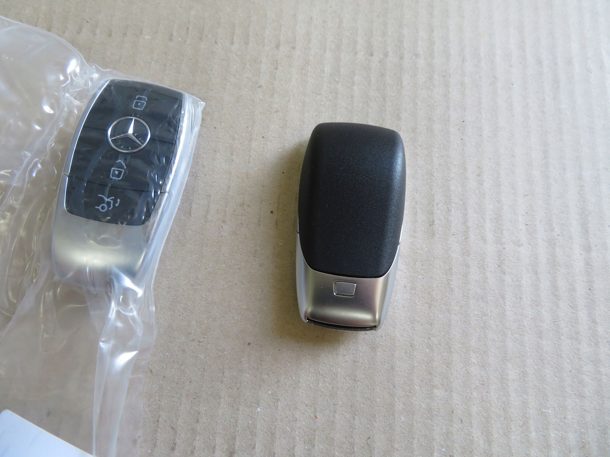 Kluczyk Pilot Mercedes W205 W213 W176 A