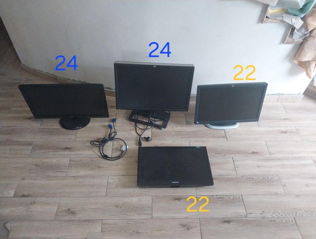 Монітор телевізор 24 з кабелями i Dell 22 24