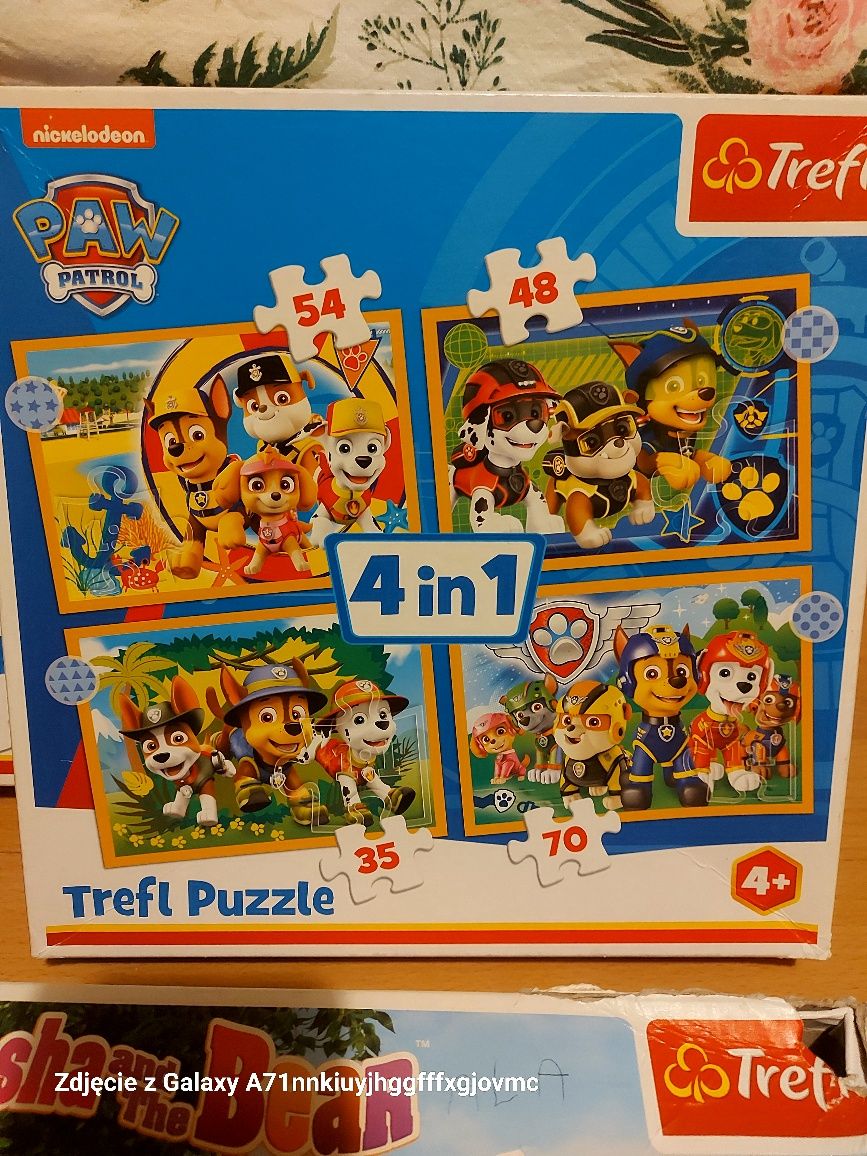 Duży zestaw puzzli