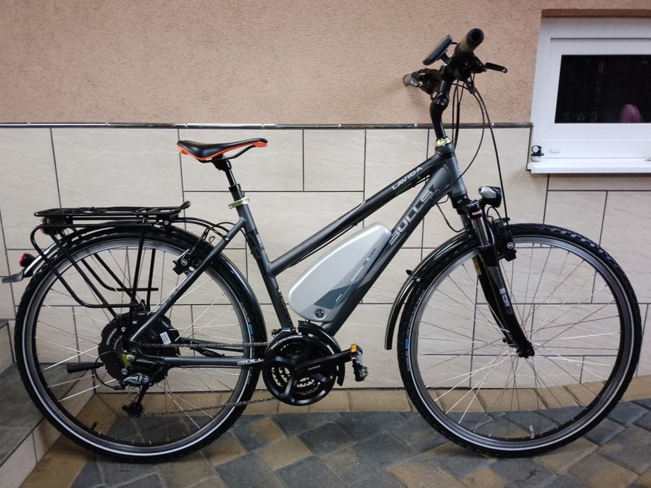 Rower elektryczny Bulls Germany zasięg 120km odzysk energii