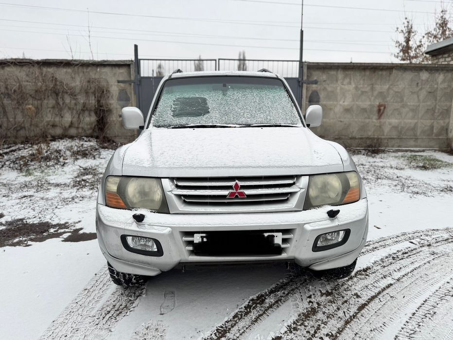 Mitsubishi pajero wagon