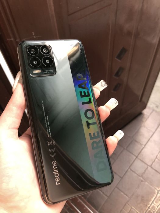 Продам Realme 8 6/128