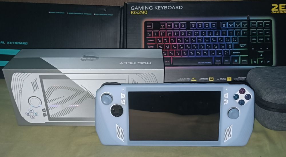 Продам asus rog ally z1 extreme