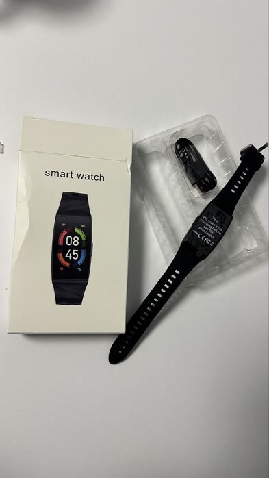 Смарт годинник (фітнес браслет)