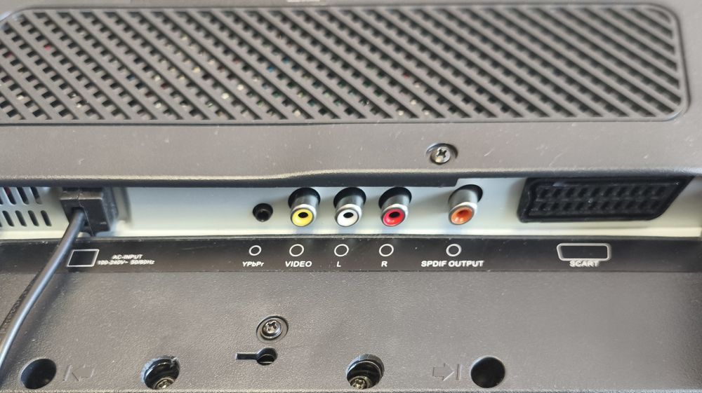 Телевізор JVC LT-32E33B Led  32 дюйма