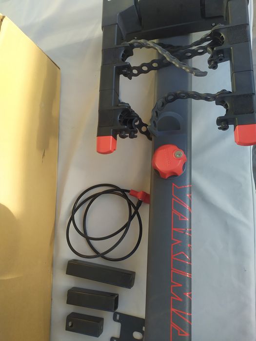 Suporte bicicletas para pneu suplente