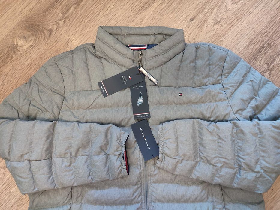 Tommy Hilfiger пухова куртка оригінал розмір XXL