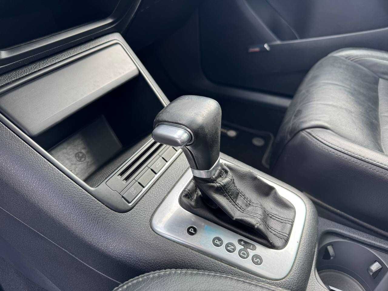 Volkswagen Tiguan 2008 Фольцваген Тигуан автомат панорама