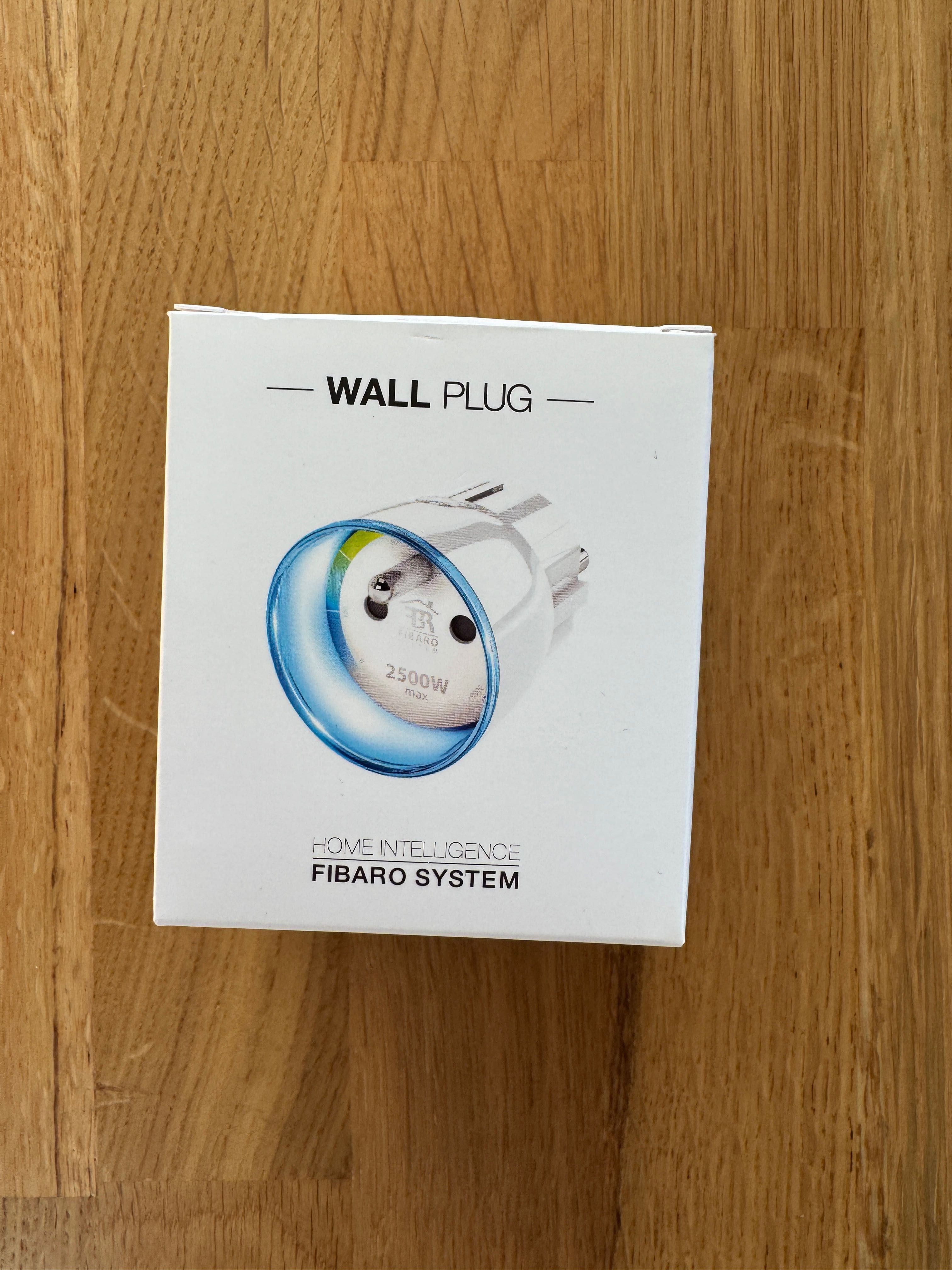 FIBARO Wall Plug Z-Wave FGWPE-102 ZW5