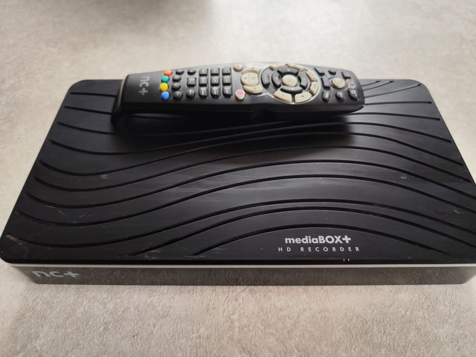 Dekoder NC+ 500gb z zasilaczem i pilotem