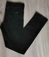 Spodnie jeansy Carhartt rozmiar 34/32 L/XL black czarne