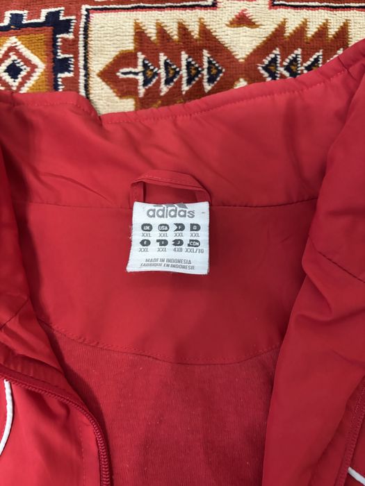 Бігова спортивна курточка Adidas