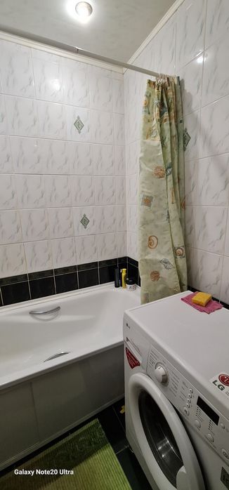 Здам трехкомнатную квартиру