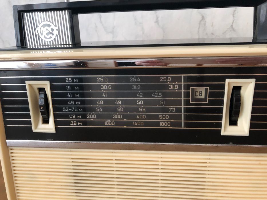 Радиоприёмник "Веф Спидола-10"