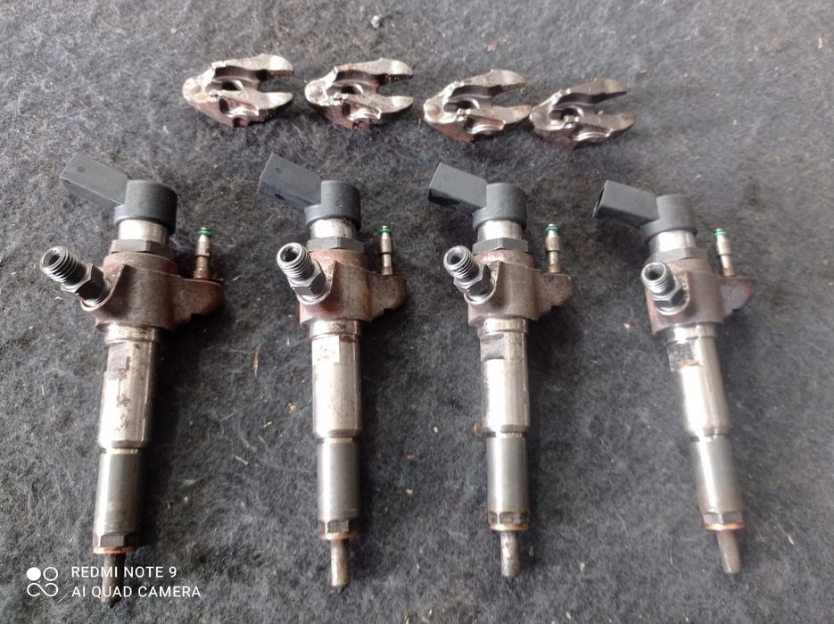 Форсунка 1.6 HDi 8V EURO 5 9802448680