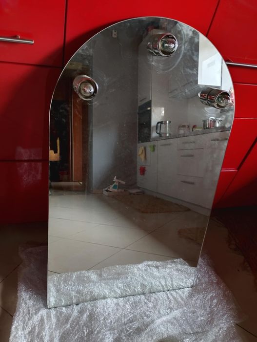 Lustro łazienkowe do zawieszenia