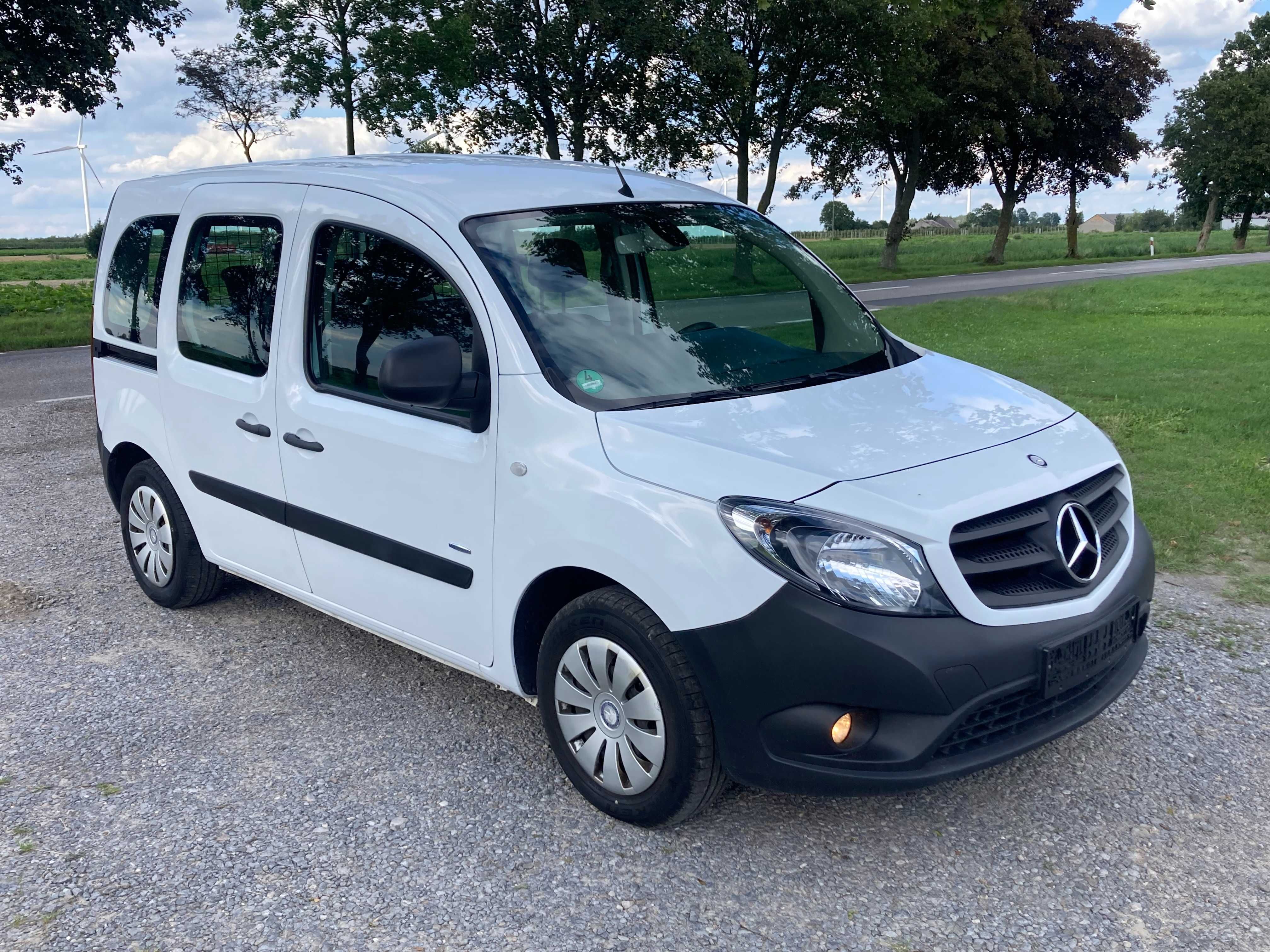 Mercedes-Benz Citan Tourer 111CDI 2017r 5-os Oryginał Serwis MB