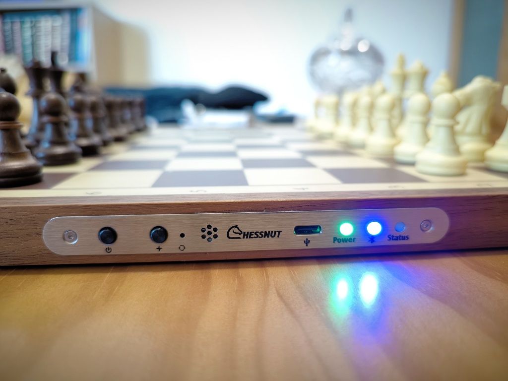 Tabuleiro de xadrez eletronico Chessnut Air