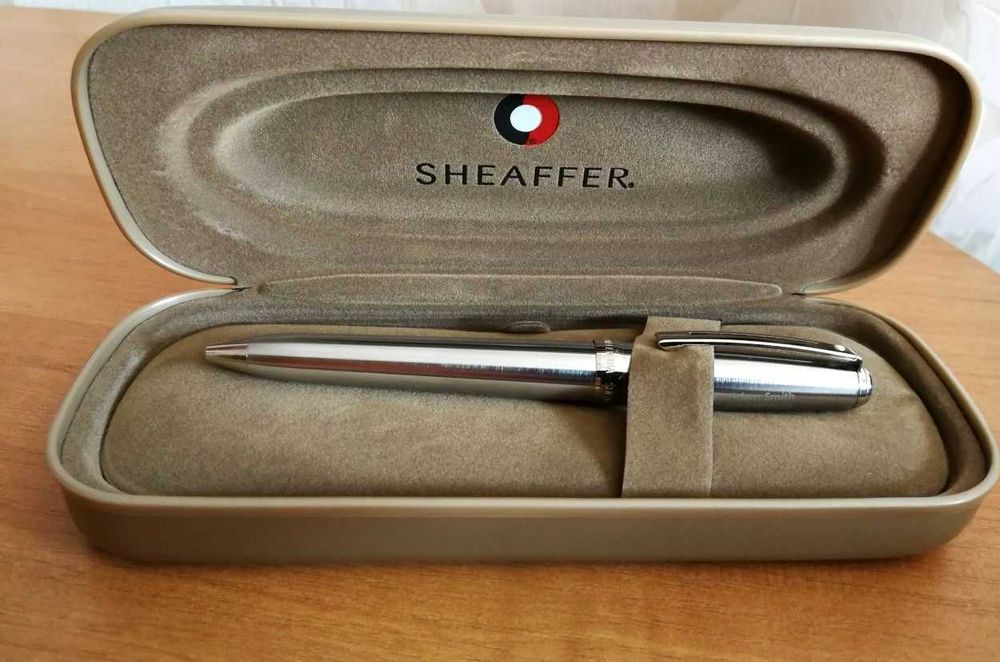 Ручка кулькова Sheaffer Prelude Brushed Chrome з позолотою, в футлярі