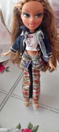 Boneca bratz linda