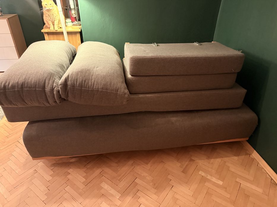 Kanapa szara, z funkcja spania
