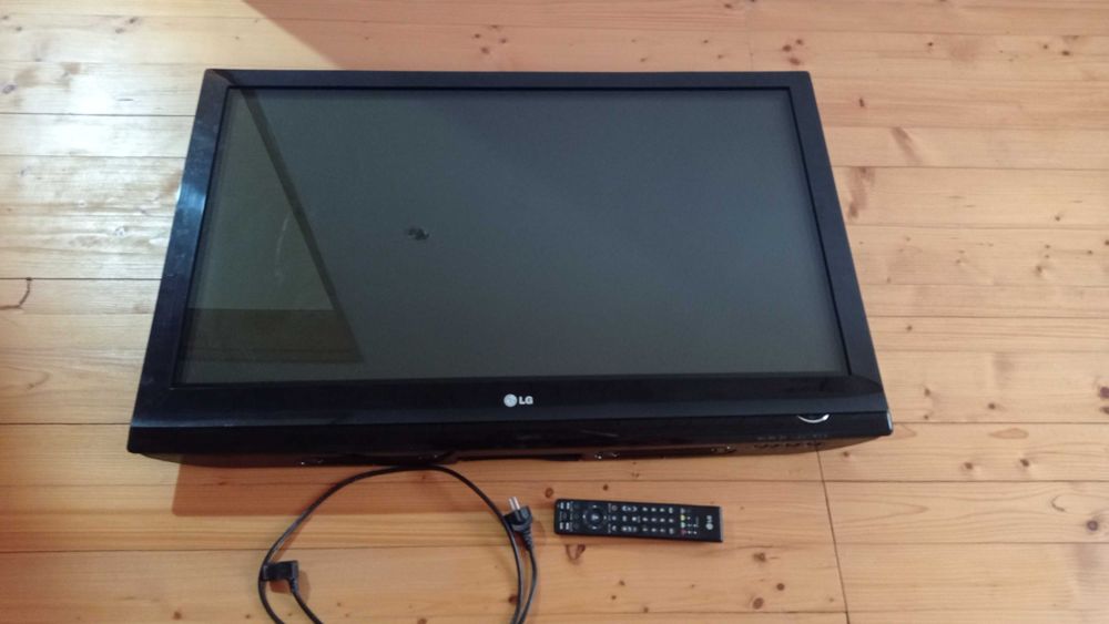 Телевізор LG 42PG200R-ZA