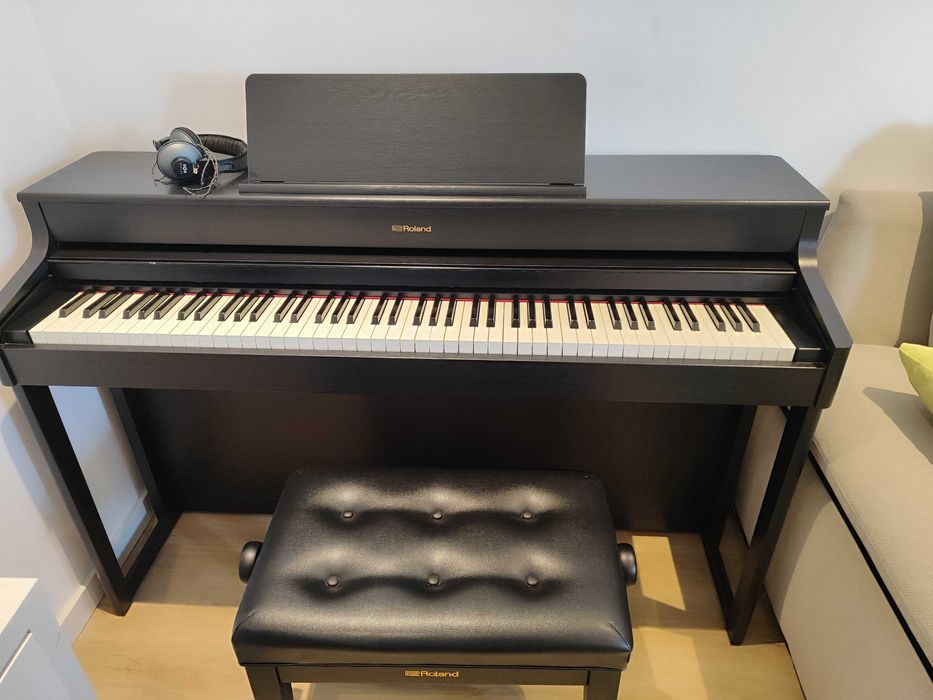 Piano digital Roland HP702CH