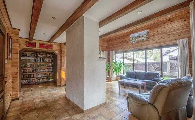 Будинок з якісним ремонтом в Бучі