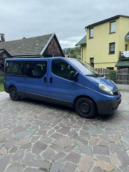 Opel vivaro 2.0 benzyna LPG 9 osobowy 1 właściciel w Polsce