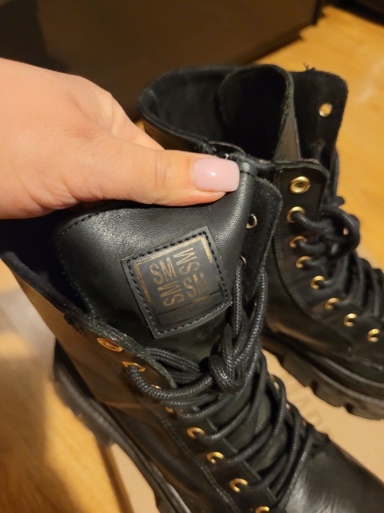 Steve Madden Trapery