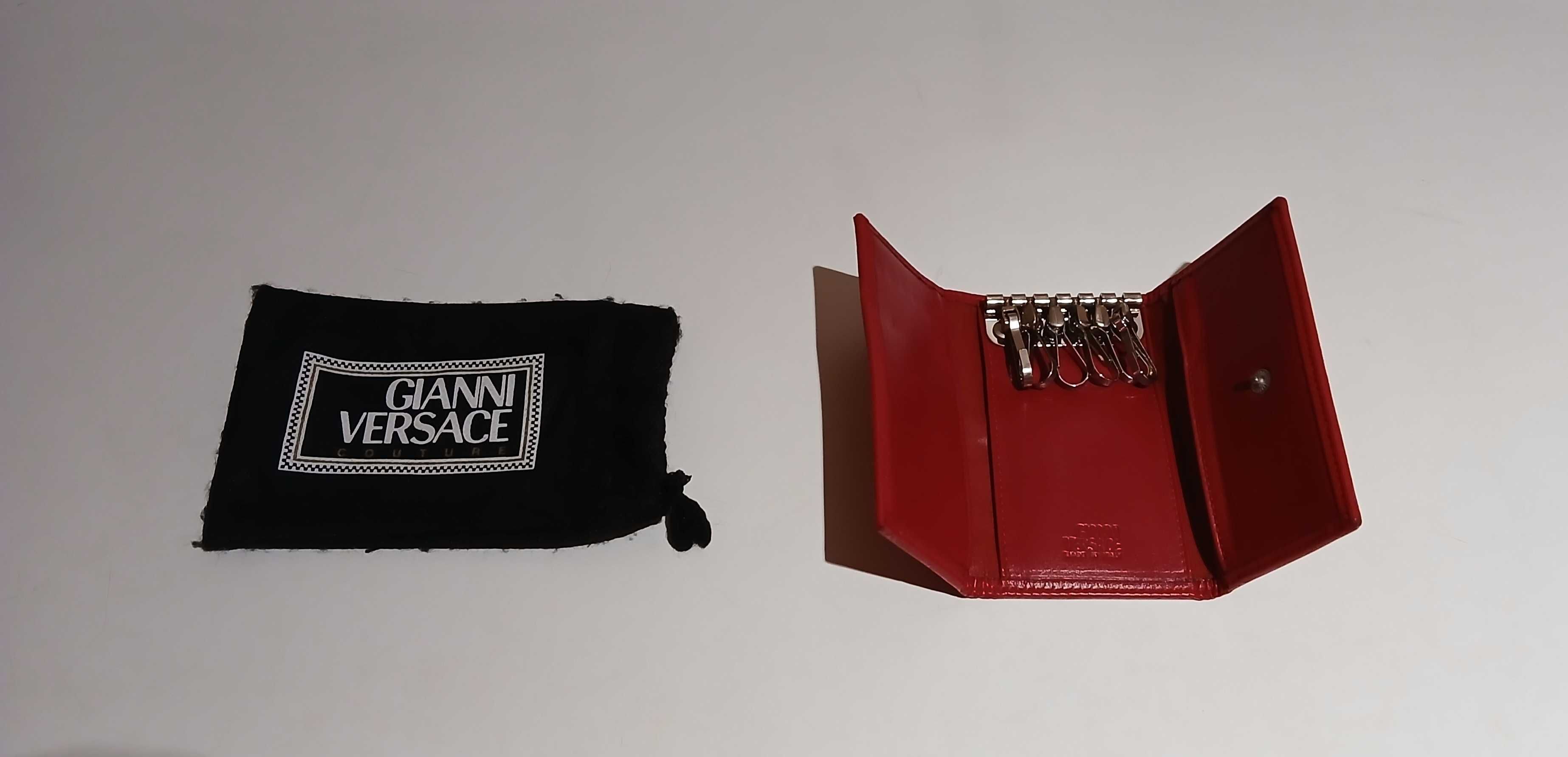 Porta-chaves Gianni Versace vermelho e dourado novo
