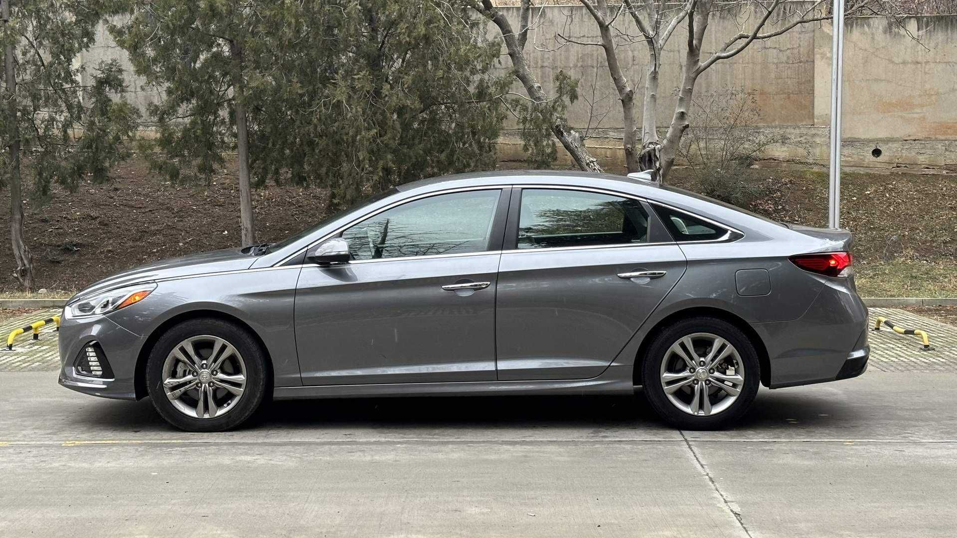 Hyundai Sonata 2019 передній привід 2.4 двигун